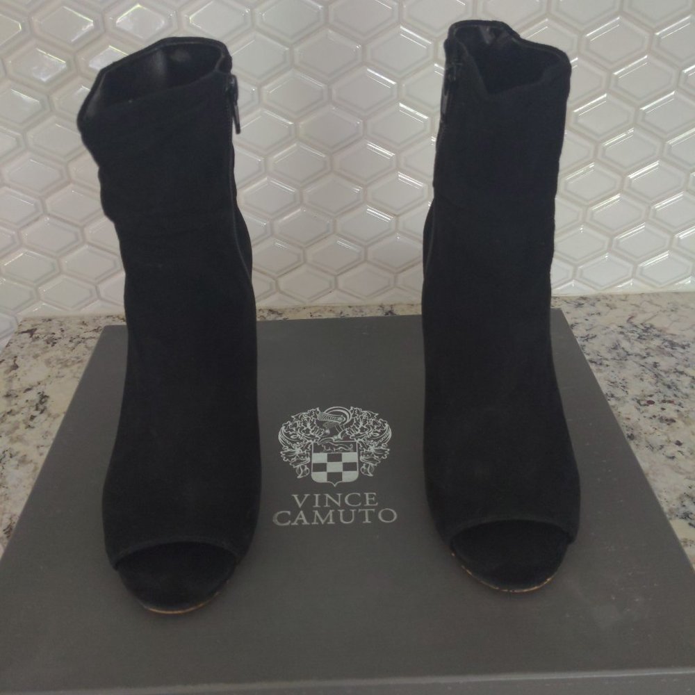 Vince camuto Black open toe booties